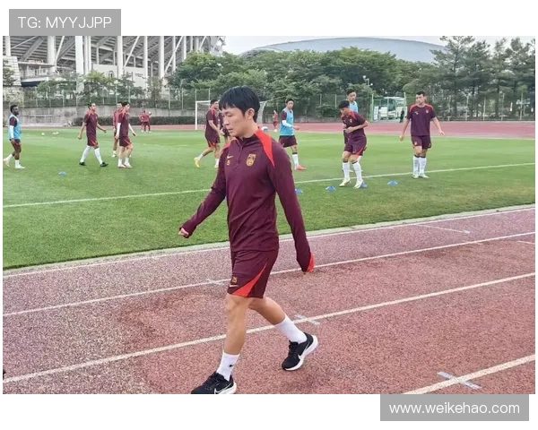 雷杰深:预测国足首发 雷杰深:预测国足首发